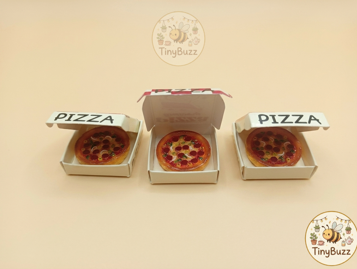Miniature Pizza Box and Pizza Set